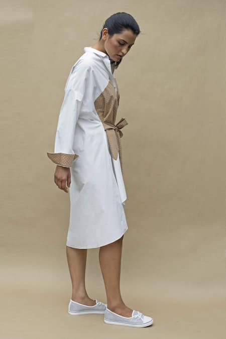 Shop Chillosophy White Cotton Poplin Shirt Collar Asymmetric Checkered Dress at Aza Fashions Shop_Chillosophy_White Cotton Poplin Shirt Collar Asymmetric Checkered Dress _at_Aza_Fashions
