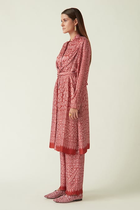 Payal Pratap Red Modal Satin Printed Batik Mandarin Collar Ubud Geometric Dress Online at Aza Fashions Payal Pratap_Red Modal Satin Printed Batik Mandarin Collar Ubud Geometric Dress _Online_at_Aza_Fashions