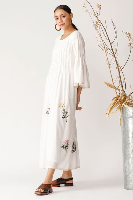 Buy_Payal Pratap_Beige Handloom Cotton Round Embroidered Dress _Online_at_Aza_Fashions