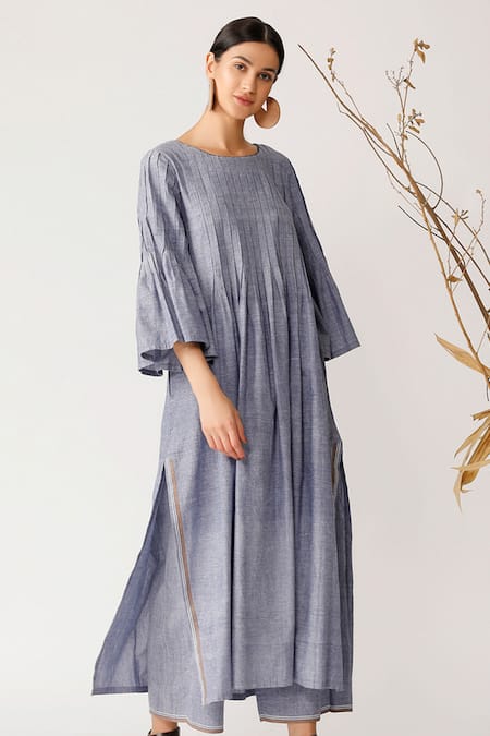 Buy_Payal Pratap_Blue Handloom Cotton Round Embroidered Tunic _Online_at_Aza_Fashions