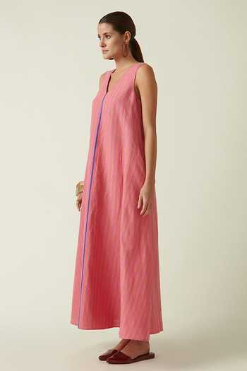 Payal Pratap Pink Linen V Neck Lyrina Sleeveless Dress Online at Aza Fashions Payal Pratap_Pink Linen V Neck Lyrina Sleeveless Dress _Online_at_Aza_Fashions