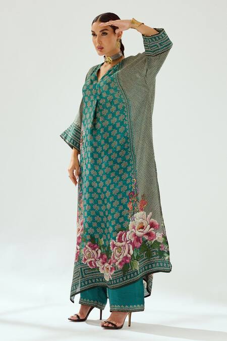 Buy_Rajdeep Ranawat_Green Silk Gota Patti V-neck Banera Printed Kimono Tunic_Online_at_Aza_Fashions