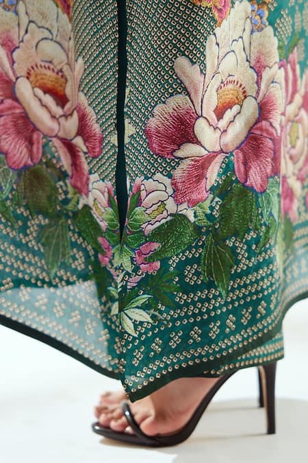 Shop_Rajdeep Ranawat_Green Silk Gota Patti V-neck Banera Printed Kimono Tunic_Online_at_Aza_Fashions