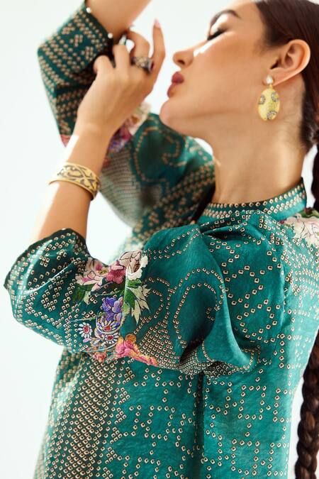 Shop_Rajdeep Ranawat_Green Silk Beads Round Neck Champa Floral And Geometric Pattern Kurta_Online_at_Aza_Fashions