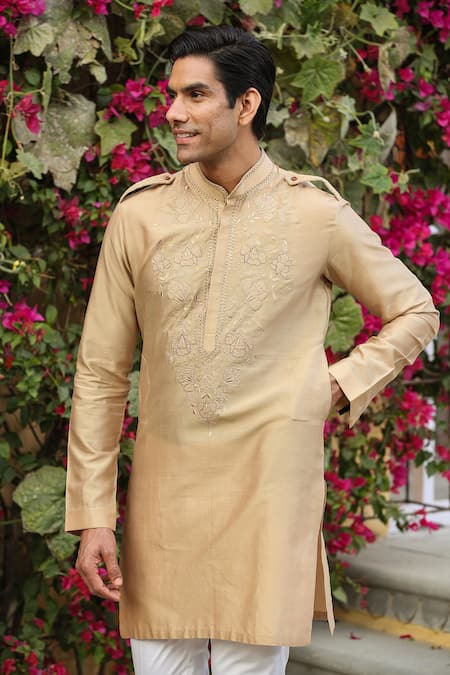Shop_Raw & Rustic By Niti Bothra_Beige Chanderi Silk Embroidery Banarasi Applique Kurta _Online_at_Aza_Fashions