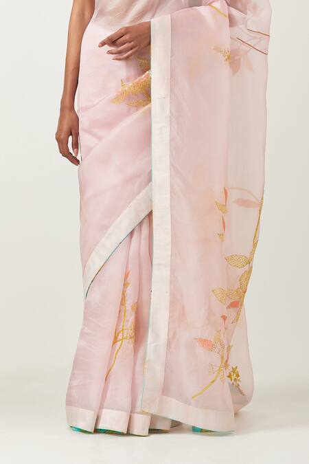 Shop_Label Earthen_Pink Organza Silk Embroidered Floral Sweetheart Neck Saree With Blouse _Online_at_Aza_Fashions