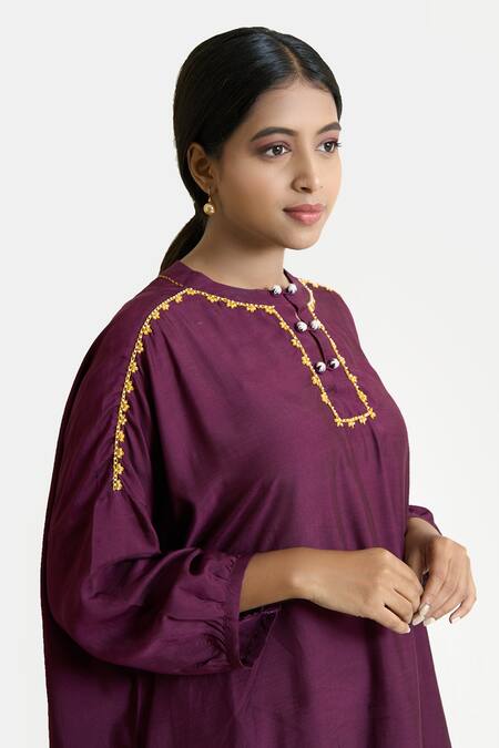 Buy_Brij_Wine Silk Applique Round Neck Box Fit Tunic And Pant Set _Online_at_Aza_Fashions