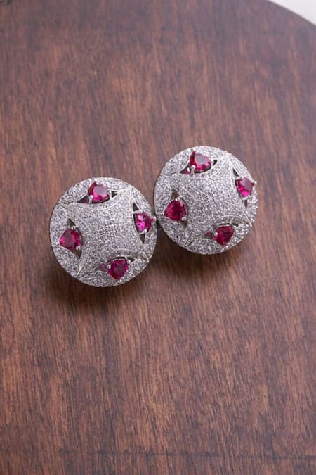 Mozaati Prem Handcrafted Ear Studs 