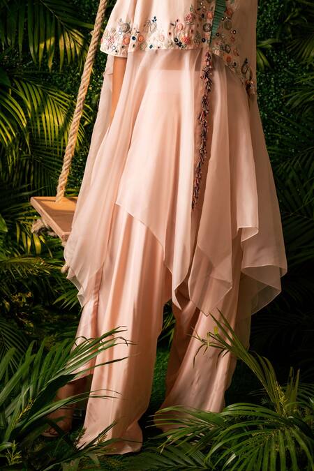 Shop Pallavi Poddar Pink Organza, Crepe Daffodil Floral Embroidered Cape And Pant Set Online at Aza Fashions Shop_Pallavi Poddar_Pink Organza, Crepe Daffodil Floral Embroidered Cape And Pant Set _Online_at_Aza_Fashions