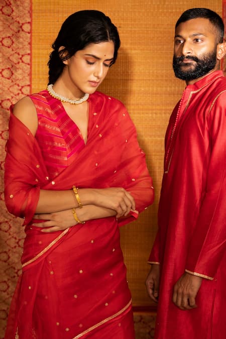 Shop_Deep Thee_Red Silk, Organza Embroidery Plunge Neck Sita Hand Palla Saree With Blouse _Online_at_Aza_Fashions