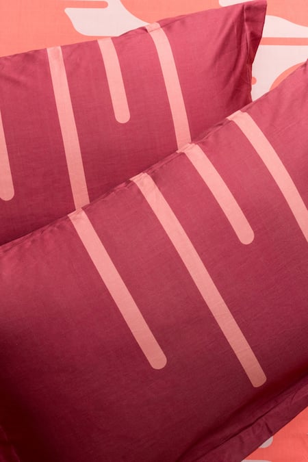 Shop Kyoona Coral 100% Cotton, Satin Weave Polka Dot Drip The Monochrome Bedcover Set Online at Aza Fashions Shop_Kyoona_Coral 100% Cotton, Satin Weave Polka Dot Drip The Monochrome Bedcover Set_Online_at_Aza_Fashions