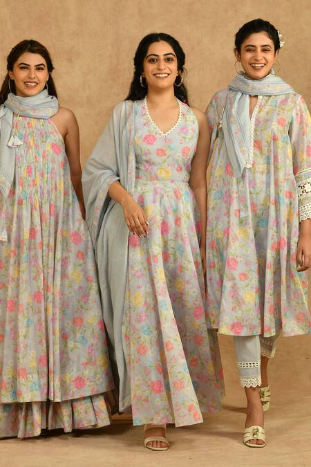 Shop_Ekavira_Grey Chanderi Lace V-neck Printed V Anarkali Set_Online_at_Aza_Fashions