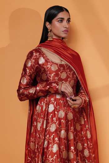 Taisha_Red Silk Embroidery Scoop Neck Leaf Handwoven Anarkali With Dupatta _Online_at_Aza_Fashions