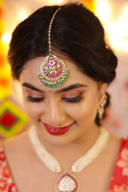 Shop_Ishhaara_Multi Color Flower Shaped Maangtikka_Online_at_Aza_Fashions