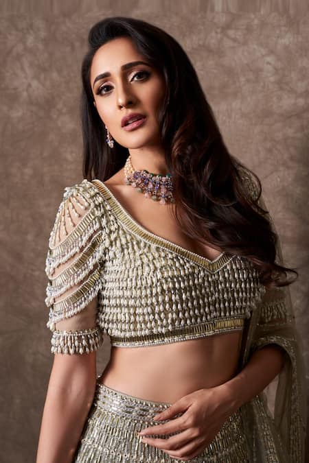 Shop_Neeta Lulla_Green Organza, Tulle Pearls, Sequins Lantern Zari Embroidered Bridal Lehenga Set _Online_at_Aza_Fashions