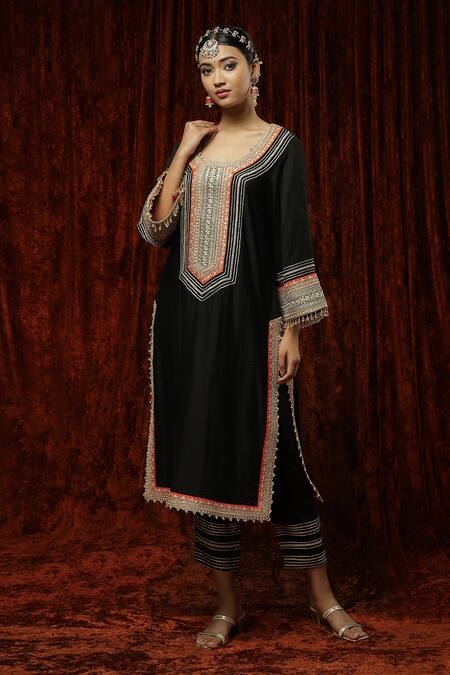 Shikhar Sharma Black Silk Chanderi Embroidered Pearl Round Neck Kurta Pant Set at Aza Fashions Shikhar Sharma_Black Silk Chanderi Embroidered Pearl Round Neck Kurta Pant Set _at_Aza_Fashions
