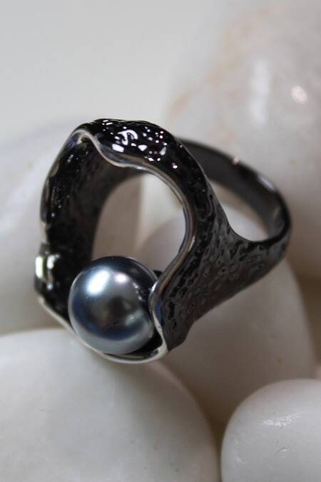 Shop_The Jewel Factor_Black Pearl Cave Ring_Online_at_Aza_Fashions