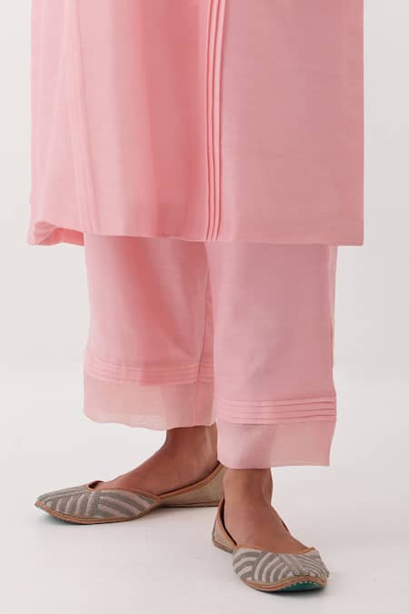 Shop Amisha Kothari Pink Chanderi , Organza Embroidery Gulshan Kurta Set With Dupatta Online at Aza Fashions Shop_Amisha Kothari_Pink Chanderi , Organza Embroidery Gulshan Kurta Set With Dupatta _Online_at_Aza_Fashions