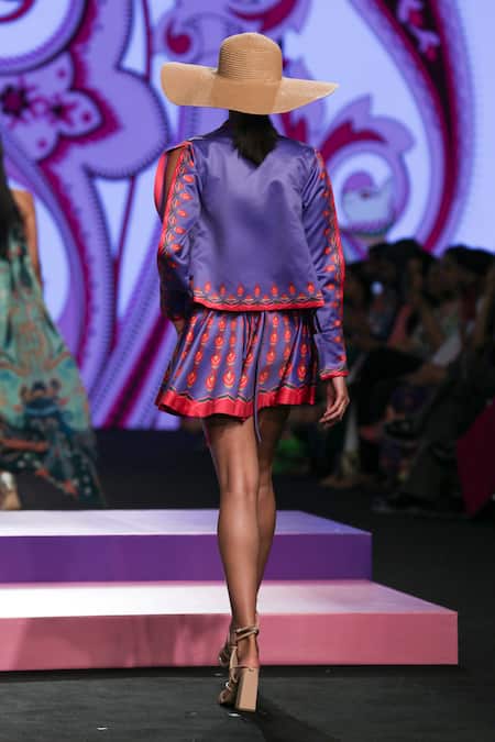 Buy Limerick By Abirr N' Nanki Multi Color Silk Embroidery Collared Jace Printed Jacket Online at Aza Fashions Buy_Limerick By Abirr N' Nanki_Multi Color Silk Embroidery Collared Jace Printed Jacket _Online_at_Aza_Fashions