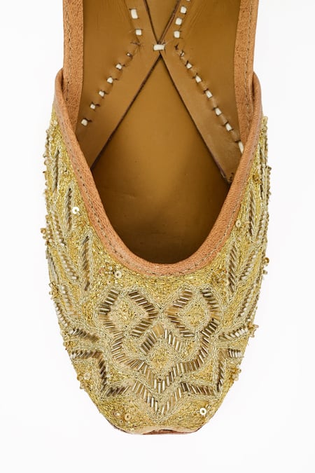 Shop_Miar Designs_Gold Cutdana And Zari Embroidered Diti Juttis_Online_at_Aza_Fashions