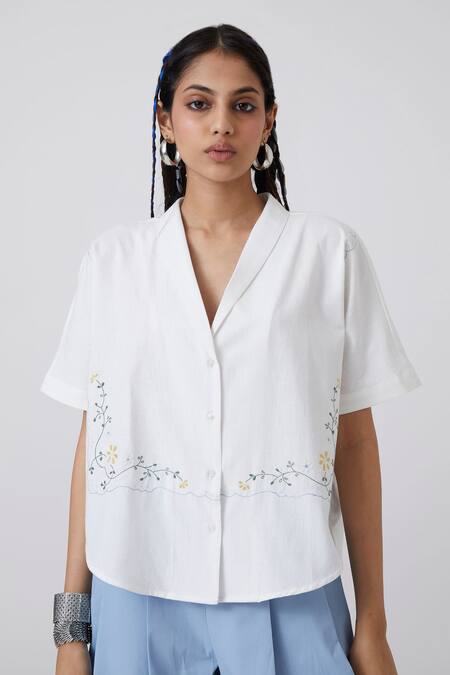 Shop_The Summer House_White Handloom Cotton Embroidery Collared Dua Shirt _Online_at_Aza_Fashions