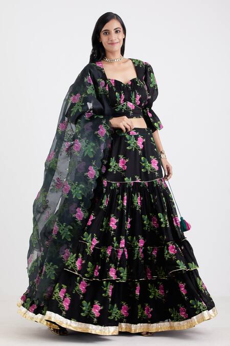 Label Earthen Black Chanderi, Cotton Mal, Organza Silk Sweetheart Neck Printed Lehenga Set Online at Aza Fashions Label Earthen_Black Chanderi, Cotton Mal, Organza Silk Sweetheart Neck Printed Lehenga Set _Online_at_Aza_Fashions