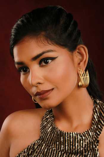 Shop_Ishhaara_Gold Plated Structured Stripe Pattern Earrings _Online_at_Aza_Fashions
