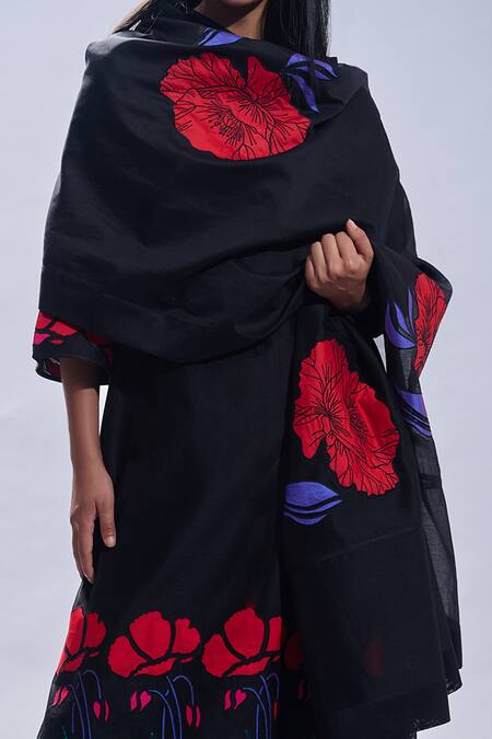 Shop Taika By Poonam Bhagat Black Chanderi Embroidered Floral Round A-line Tunic Set Online at Aza Fashions Shop_Taika By Poonam Bhagat_Black Chanderi Embroidered Floral Round A-line Tunic Set _Online_at_Aza_Fashions