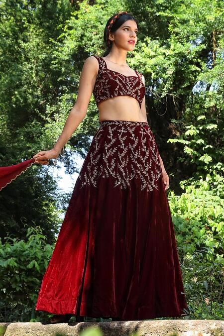 Shop_Tarini Vij_Maroon Blouse And Lehenga Velvet, Dupatta Georgette Zari Hand Embroidered Set _Online_at_Aza_Fashions
