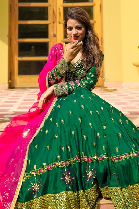 Shop Kanj By Priyanka A Sakhuja Green Upada Sequin, Zari And Thread Work V Esma Embroidered Lehenga Set Online at Aza Fashions Shop_Kanj By Priyanka A Sakhuja_Green Upada Sequin, Zari And Thread Work V Esma Embroidered Lehenga Set _Online_at_Aza_Fashions