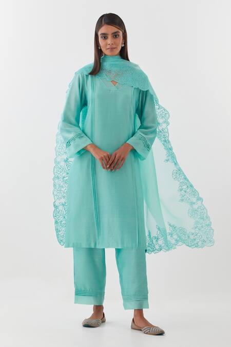 Shop Amisha Kothari Blue Chanderi , Organza Embroidery Kurta Set With Cut-work Hem Dupatta Online at Aza Fashions Shop_Amisha Kothari_Blue Chanderi , Organza Embroidery Kurta Set With Cut-work Hem Dupatta _Online_at_Aza_Fashions