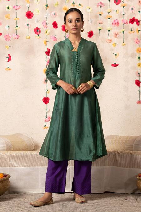 Shop_Marche_Emerald Green Kurta  Chanderi V Neck A-line And Pant Set_Online_at_Aza_Fashions