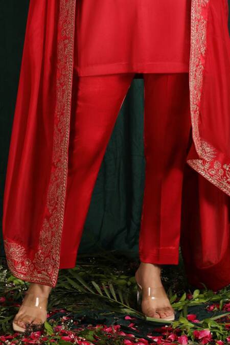 Shop_The Aarya_Red Maheshwari, Silk Embroidery Round Neck Straight Kurta Cigarette Pant Set _Online_at_Aza_Fashions
