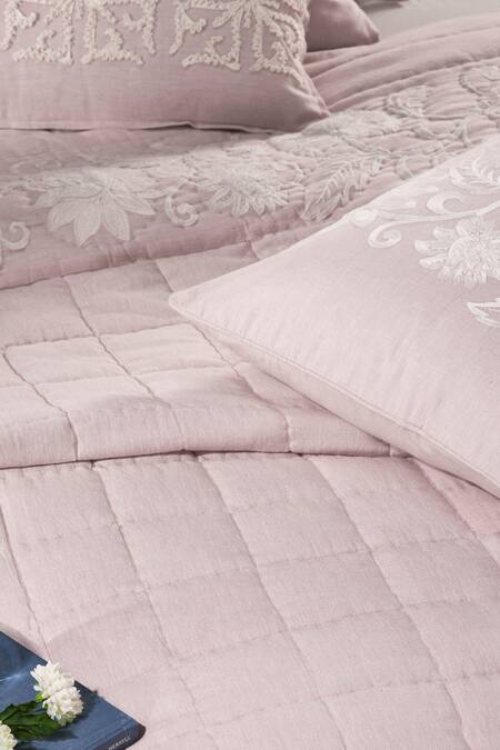 Houmn_Pink Front 100% Linen Embroidered Cradle Bedding Set_Online_at_Aza_Fashions