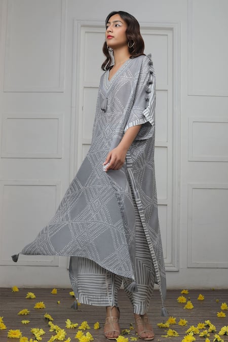 Shop_Myoho_Grey Cotton, Silk Tassels V-neck Dotted Tribal Pattern Kaftan _Online_at_Aza_Fashions