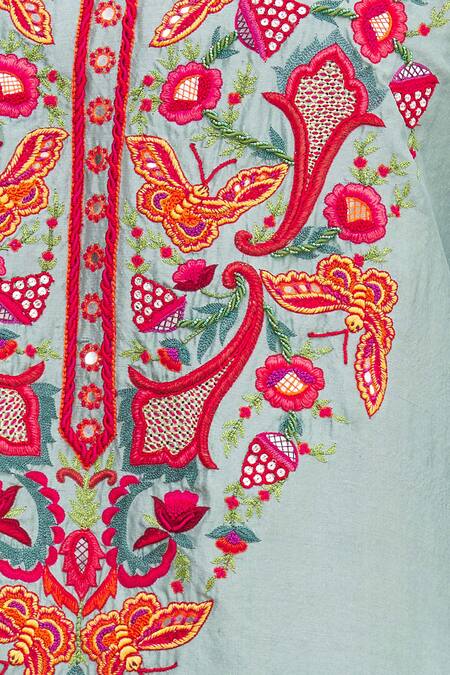 Ekta Singh_Blue Silk Round Panelled Kurta Set _at_Aza_Fashions