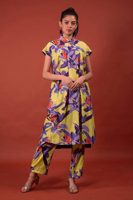 Buy_Rimi Nayak_Yellow Chanderi Bandeau Neck Pine Flower Print Tunic _Online_at_Aza_Fashions