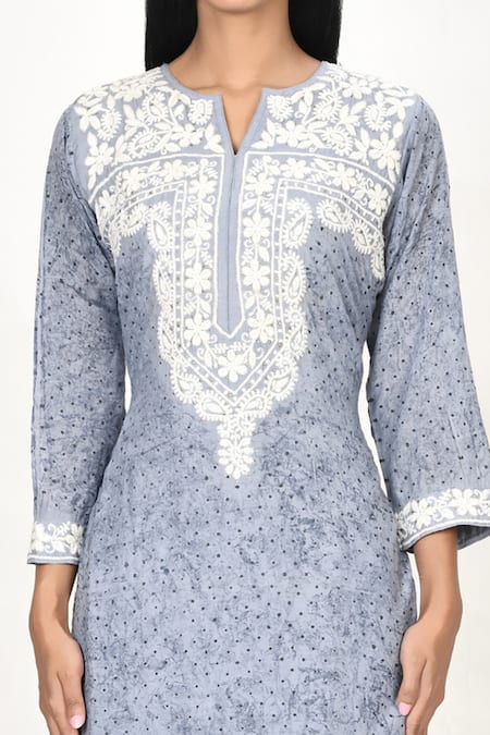 Khwaab By Sanjana Lakhani_Gray Cotton, Silk Mirrors, Ash Grey Printed Kashmiri Thread Work Kurta _at_Aza_Fashions