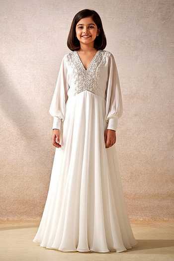 Studio22 By Pulkita Arora Bajaj Bloom Embroidered Dolman Sleeve Gown For Kids