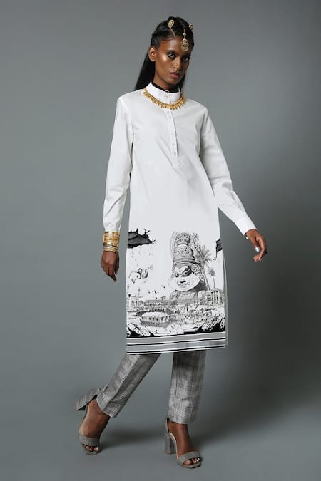 House of Three Kerala Line Art Kurta  