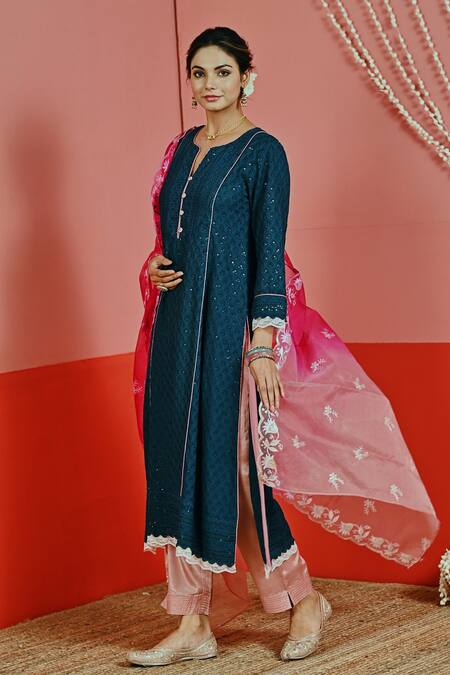 Myaara Blue Cotton, Organza Embroidery, Sequins Split V-neck Floral Kurta Set at Aza Fashions Myaara_Blue Cotton, Organza Embroidery, Sequins Split V-neck Floral Kurta Set _at_Aza_Fashions