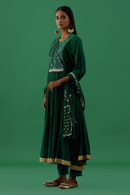 5elements Green Cotton Embellishment Mirror And Ghungroo Round Work Anarkali Set Online at Aza Fashions 5elements_Green Cotton Embellishment Mirror And Ghungroo Round Work Anarkali Set _Online_at_Aza_Fashions