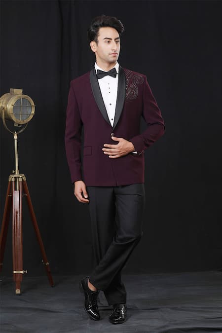 Shop_Soniya G_Maroon Italian Crepe Embroidered Tuxedo And Pant Set _at_Aza_Fashions