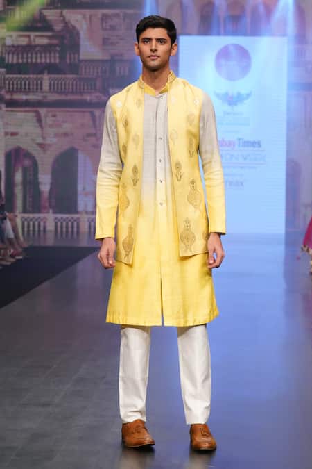 Shop_Soniya G_Yellow Silk Blend Paisley Embroidered Bundi Kurta Set _at_Aza_Fashions
