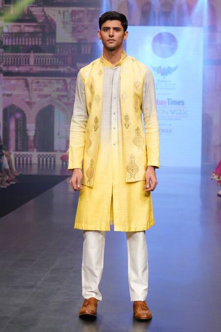 Buy_Soniya G_Yellow Silk Blend Paisley Embroidered Bundi Kurta Set _Online_at_Aza_Fashions