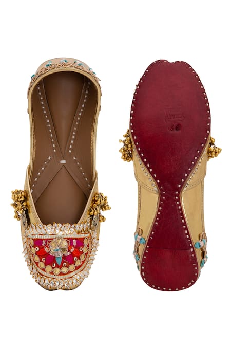 Shop 5elements Gold Patchwork Ghunghroo Juttis at Aza Fashions Shop_5elements_Gold Patchwork Ghunghroo Juttis _at_Aza_Fashions