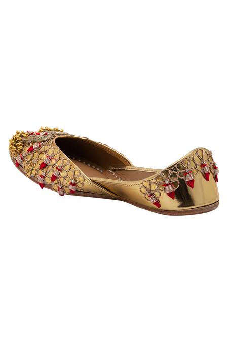 Shop_5elements_Gold Embellished Floral Ghunghroo Juttis _Online_at_Aza_Fashions