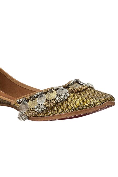 5elements Gold Coin Tassel Juttis at Aza Fashions 5elements_Gold Coin Tassel Juttis _at_Aza_Fashions
