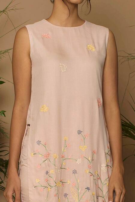 Buy Samatvam By Anjali Bhaskar Pink Cotton, Aloe Vera Fabric Round Hand Embroidered Kurta Pant Set Online at Aza Fashions Buy_Samatvam By Anjali Bhaskar_Pink Cotton, Aloe Vera Fabric Round Hand Embroidered Kurta Pant Set _Online_at_Aza_Fashions