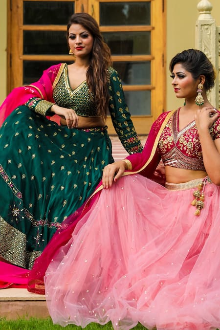Kanj By Priyanka A Sakhuja Green Upada Sequin, Zari And Thread Work V Esma Embroidered Lehenga Set at Aza Fashions Kanj By Priyanka A Sakhuja_Green Upada Sequin, Zari And Thread Work V Esma Embroidered Lehenga Set _at_Aza_Fashions